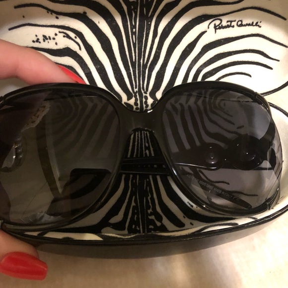 Roberto Cavalli Accessories - Roberto Cavalli Sunglass